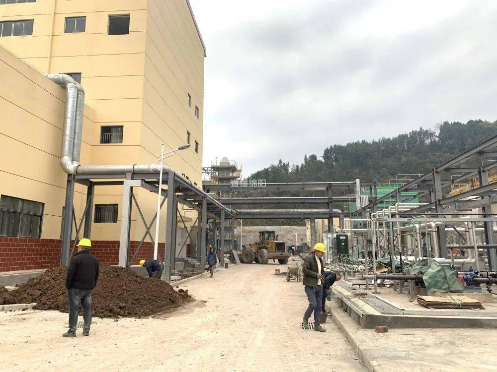 “碳”路者⑤丨“吃”进废物“吐”出建材！看盐亭这家企业如何变废为宝～(图2)