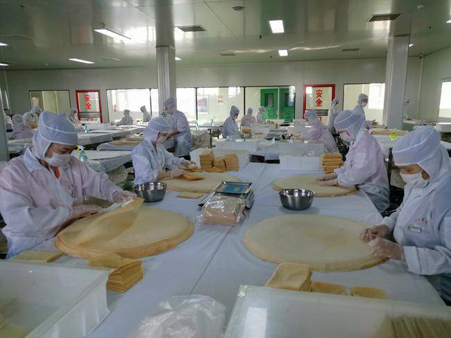 煎饼品牌排行榜_砥砺奋进的敦化丨把煎饼打造成国际品牌的“煎饼王”