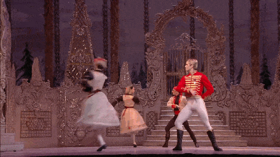 绝美芭蕾《胡桃夹子》,满足你对圣诞节的全部幻想_克拉拉_圆舞曲_梦幻