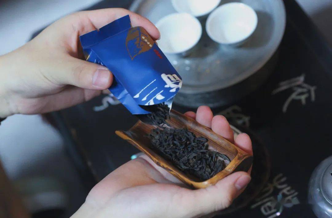 限时秒杀武夷山正岩莲花峰岩茶名丛奇兰花果香独特