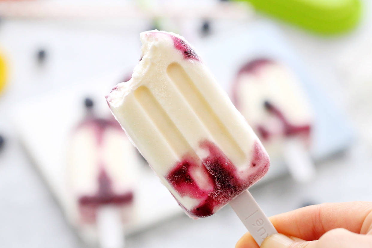 家庭版酸奶雪糕,酸甜可口,冰冰凉凉,健康美味0添加,快来学学_冷冻