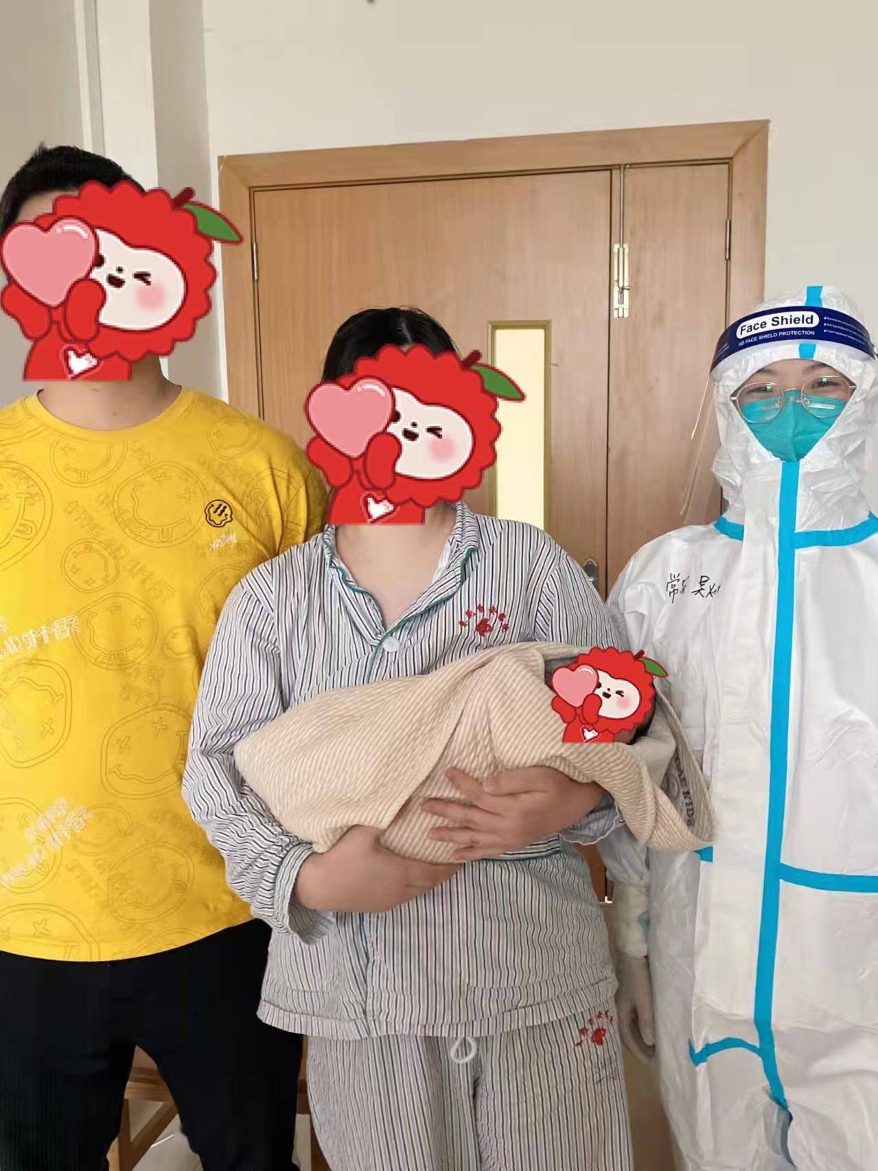 根据疫情防控要求生产完后孩子跟产妇在隔离区单人单间不允串门