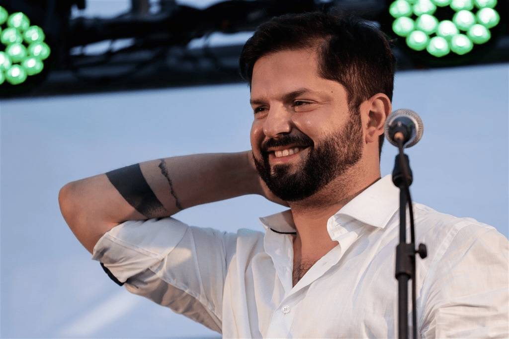 是真的霉霉的粉丝当总统了