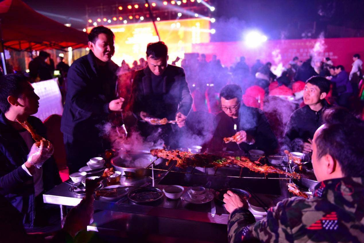 农业|乡村振兴看大足|“黑山羊” 美食文化旅游节开幕