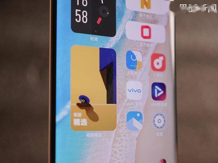 功能|前置双摄+四柔光灯，vivo S12 Pro会是新一代自拍神器吗？