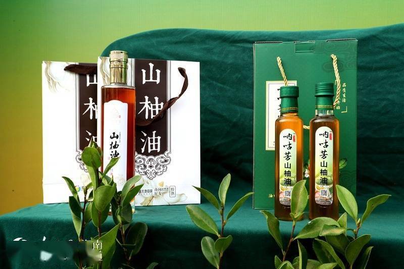 琼海推广茶油山柚油两项技术标准促进茶油产业发展