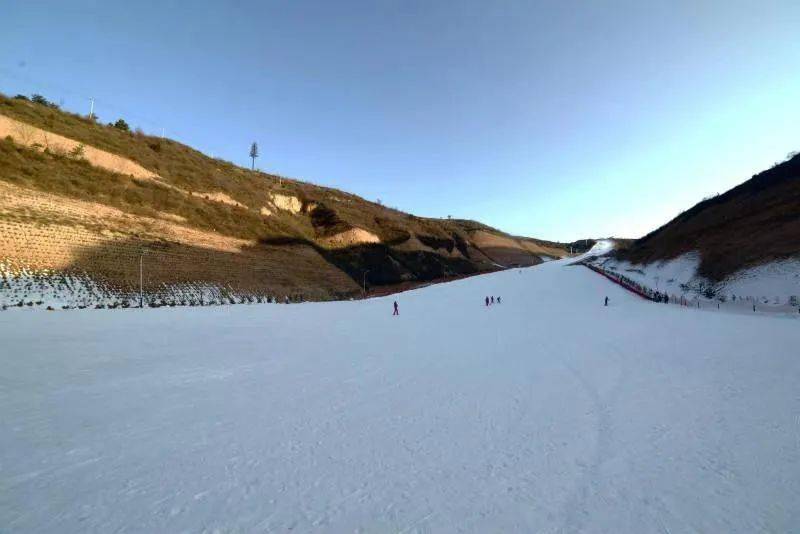 海寨沟滑雪场开滑迎客,网上购票超便捷!_平凉_旅游_景区