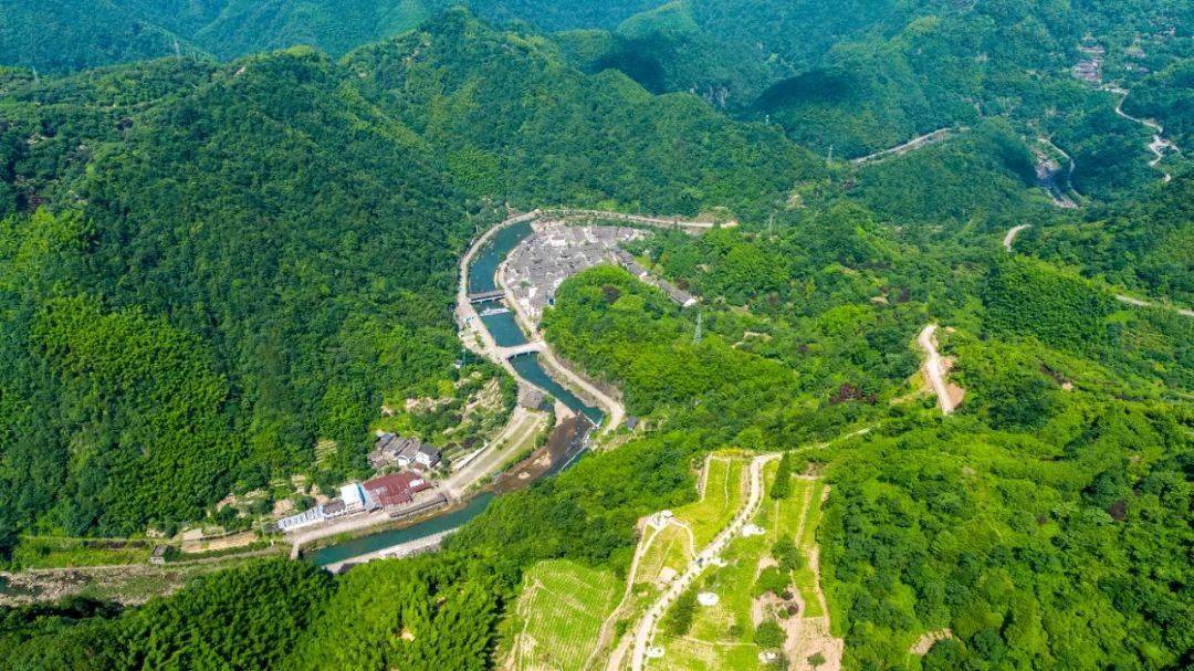 章水· 关注 | 67章水镇获评2021年度美丽城镇建设市级样板_发展