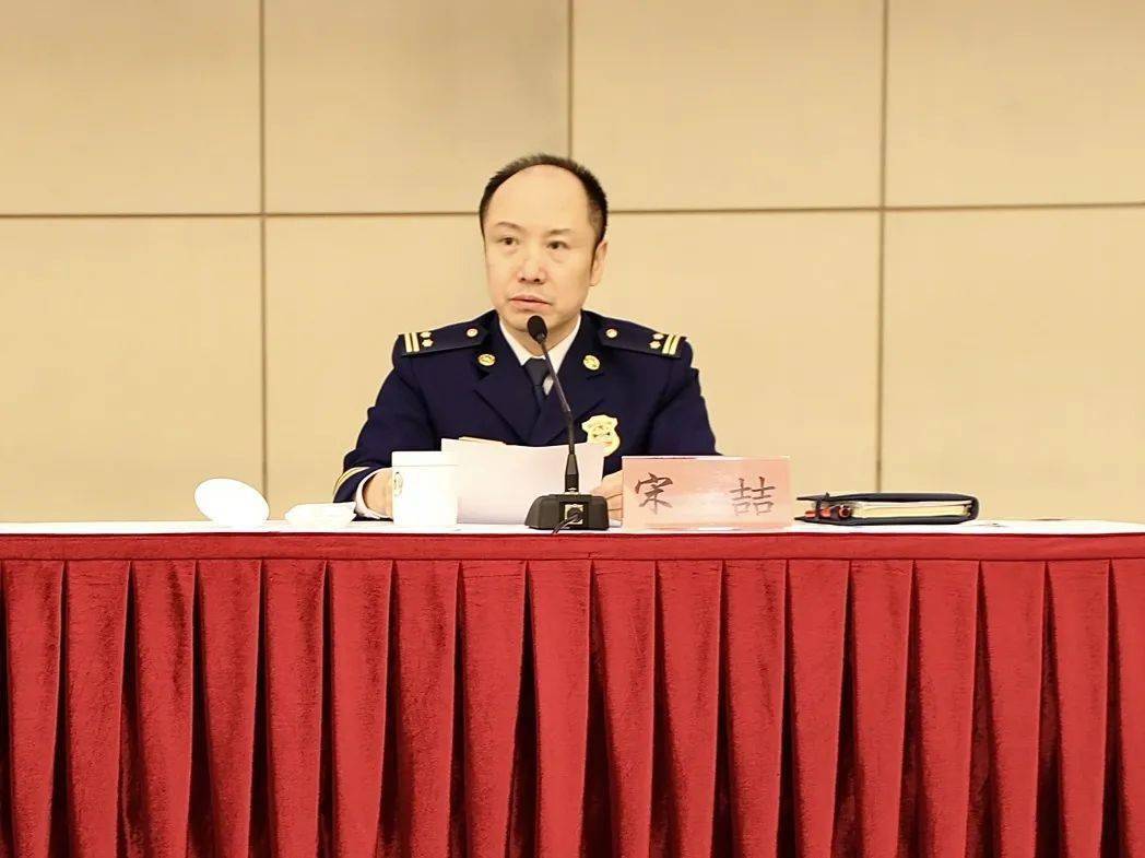 区委常委,副区长王建东出席会议并讲话,区消防