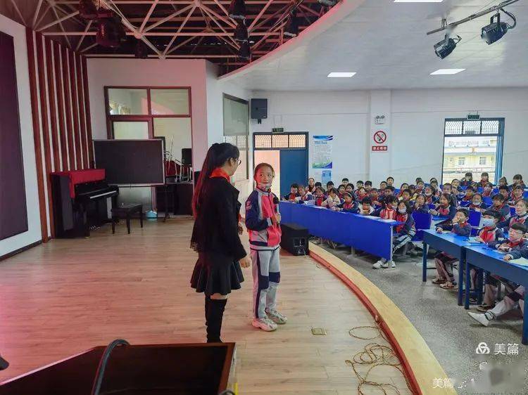 我为青少年办实事七玉溪市红领巾讲师团走进通海县秀山第二小学