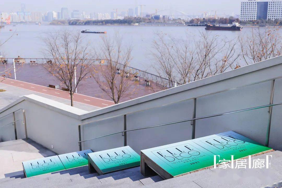 盛典《家居廊》年度设计盛典：乘风破浪，逐浪入海