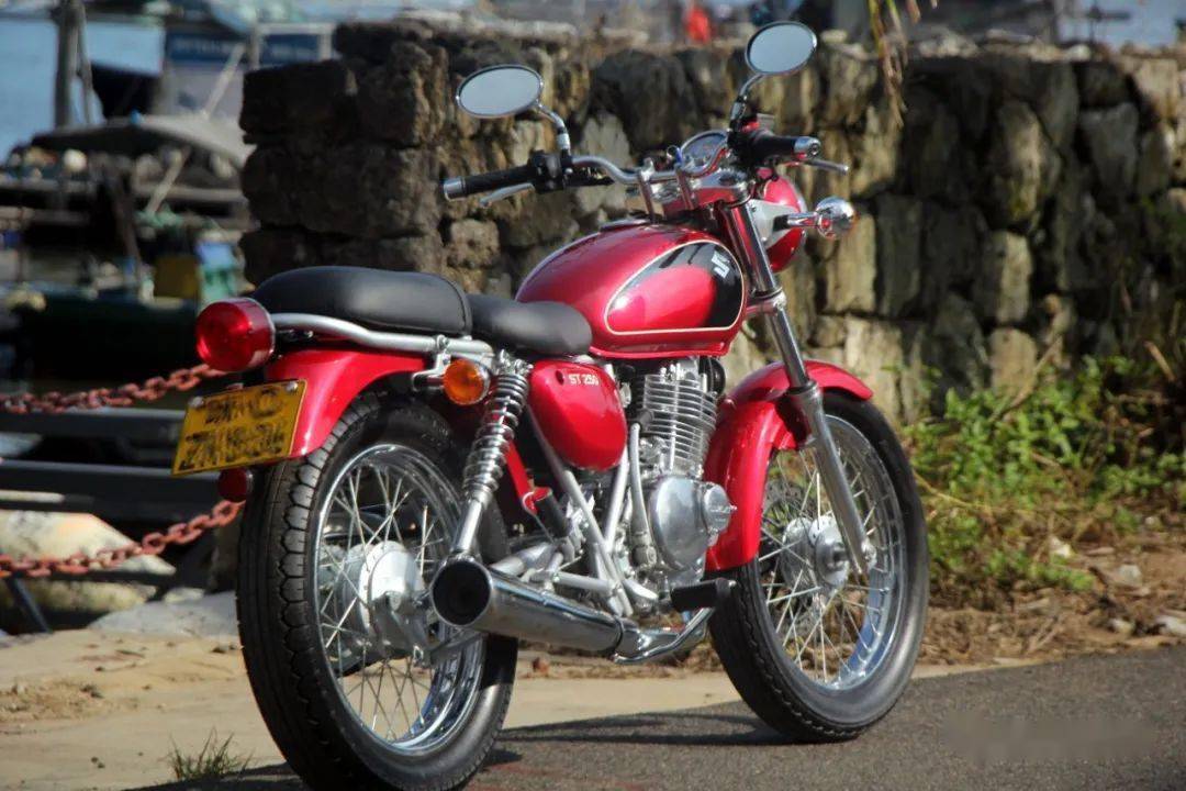 经典老车suzukist250大翻新投稿