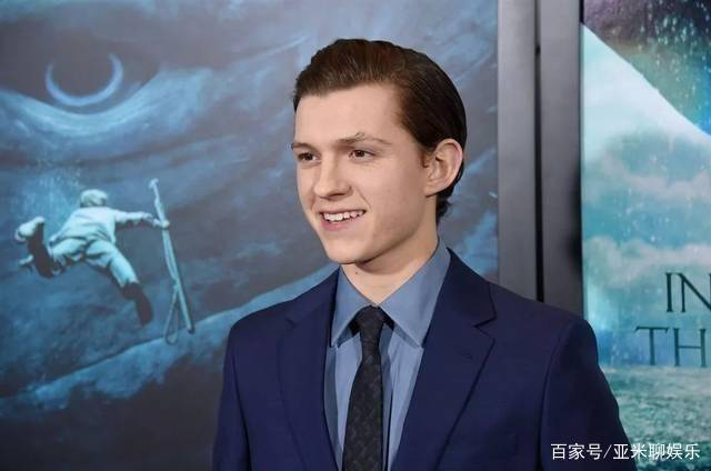 荷兰弟的原名是汤姆·赫兰德,他的真实英文名字是"tomholland".