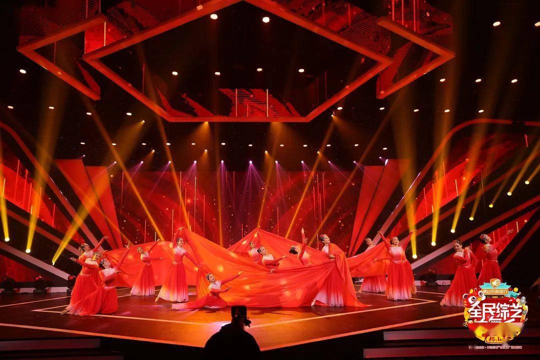 群舞《继往开来》蔡之舞艺术空间舞蹈团少儿舞蹈《狮乡童谣》佛山市第