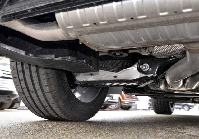 大众途锐如今直降10万与保时捷同平台打造好车就是卖不动