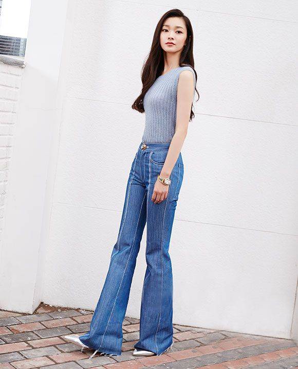 小清新宋轶亲身示范,透出少女的性感_牛仔裤_款式_风格