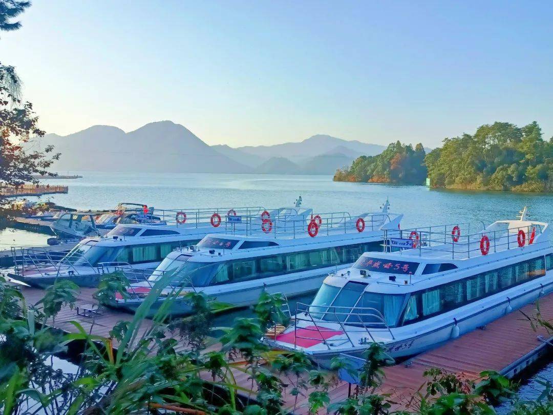 海峡两岸姊妹湖——安徽黄山太平湖_风景区_青山_翡翠