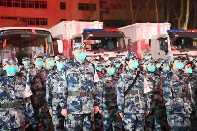 报告|解放军紧急增援！西安连续3天新增超150例！一女子大闹防疫点，称2亿生意被耽误！广西2名确诊被立案侦查