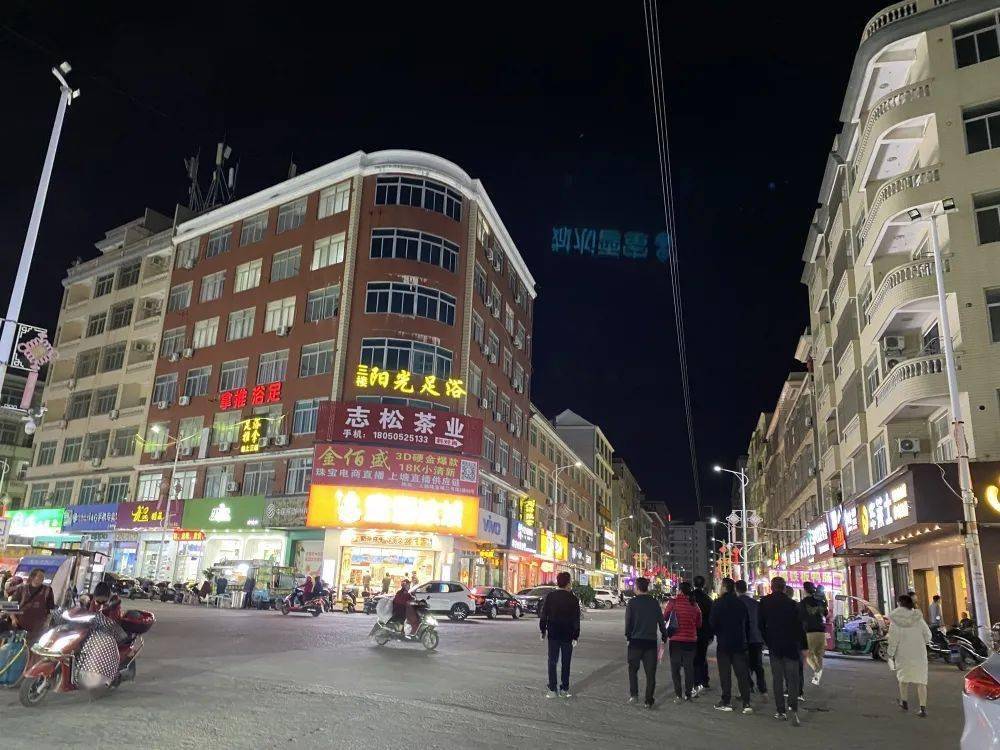 上塘社区位于秀屿区上塘珠宝城园区,占地面积99.