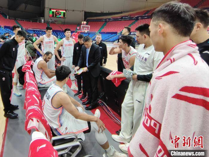 CBA|四川男篮1分险胜山东队