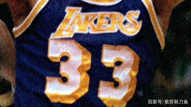 最具代表性的nba球衣号码之 33 贾巴尔 拉里 伯德 球员