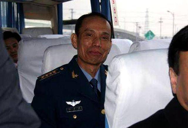 台军投诚飞行员,驾驶战斗机回归大陆,盼两岸和平统一_林贤顺_台湾海峡