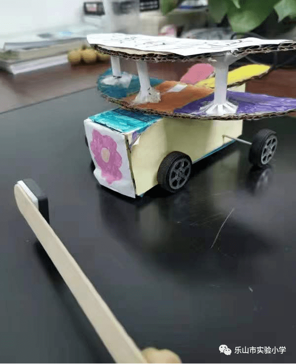 创新实践成长实小学生参加市青少年科技创新大赛成果丰硕