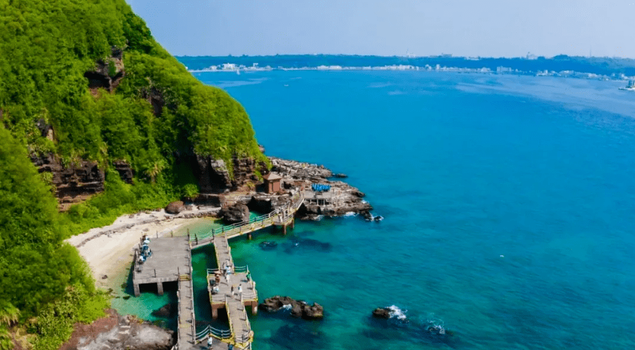 北海涠洲岛美出圈成为400万成都潮粉年度最佳打卡地