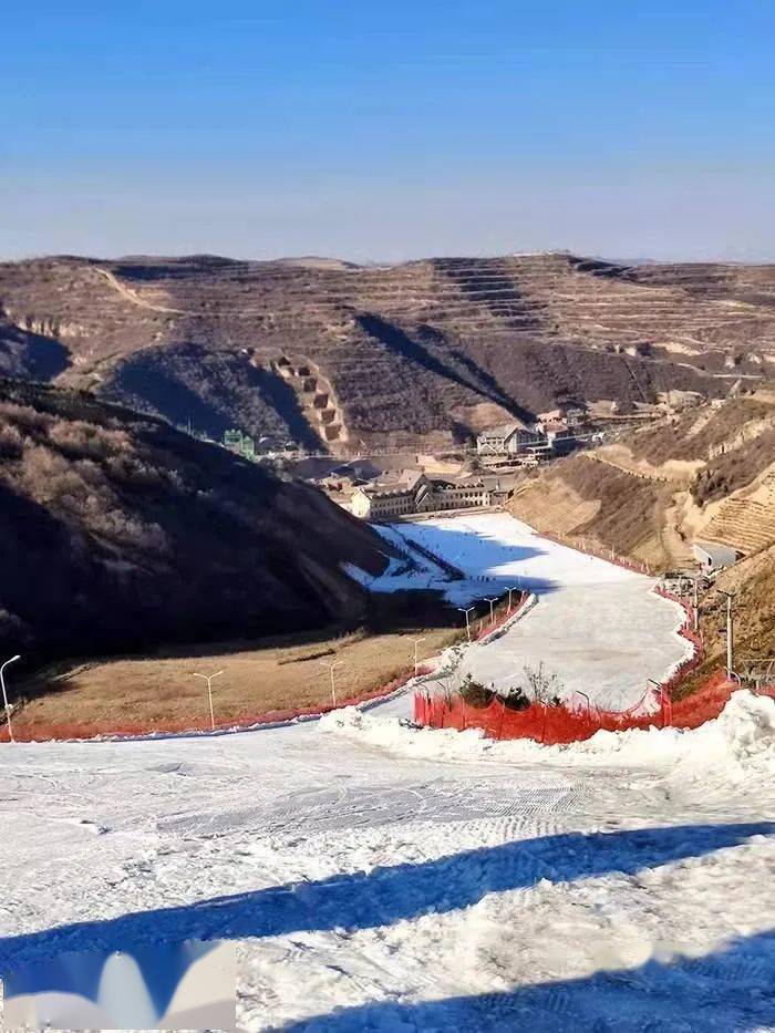 海寨沟海寨沟滑雪场中高级滑雪道将于本周六元旦开滑想要挑战的雪友