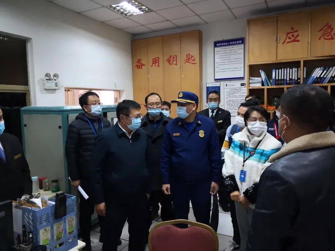 大理市74大理市委常委常务副市长李利彪带队开展元旦节前消防安全