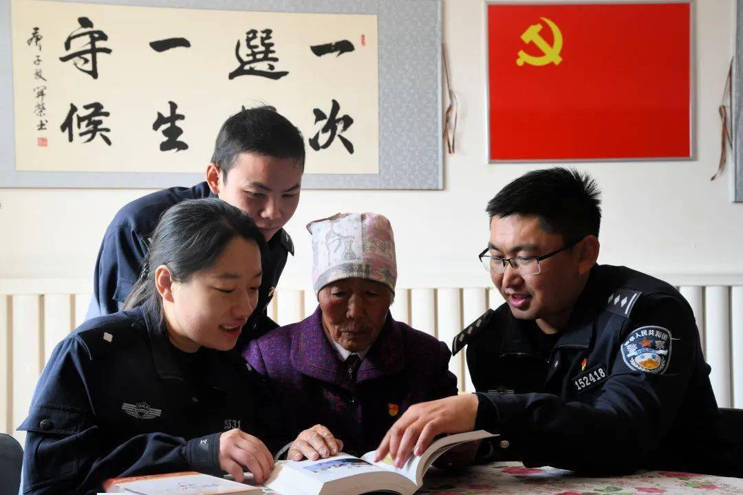 让民族团结之花盛开在祖国北疆