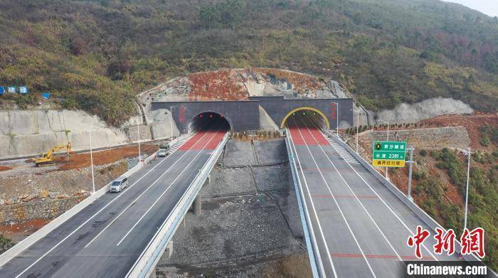 臨連高速建成通車成湖南至粵港澳大灣區新快速通道