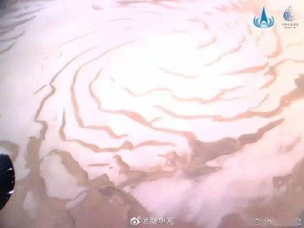 图像|天问一号2022新年问候