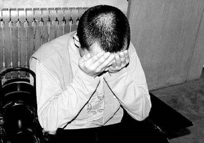 1983年,挖洞盗走10亿文物的许反帝,出狱15年,被折磨进精神病院_许瑞凤