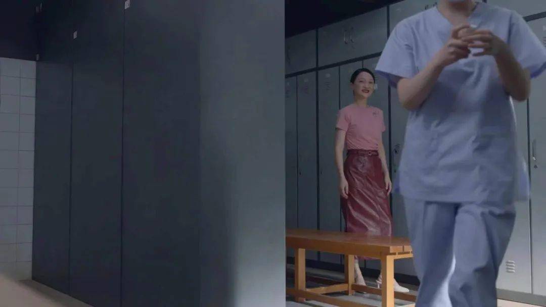 中年人|打开小敏家的衣橱，里头全是“断货王”