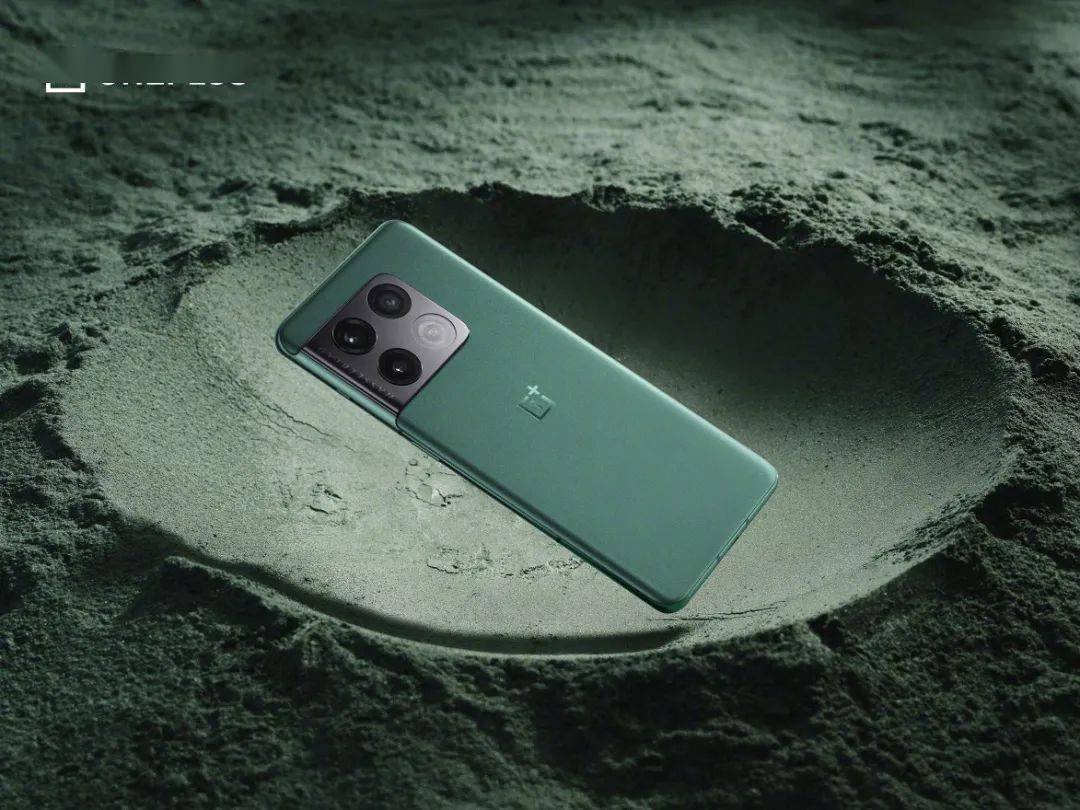 卢伟|1.11发 一加10Pro官宣 真机照打几分？| Redmi K50宇宙来了