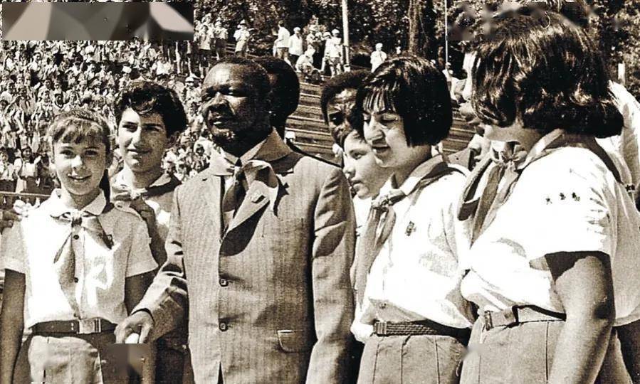 1968年台湾新娘"和亲"非洲吃人暴君始末_中非_博卡_林碧春