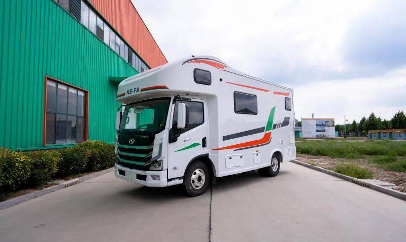 春节大礼包只需298w科发轻卡房车开回家还送减震气囊哦