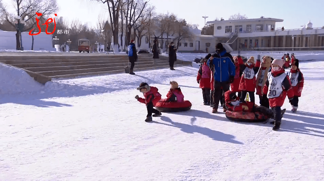 关爱|雪地里来了这样一群孩子......