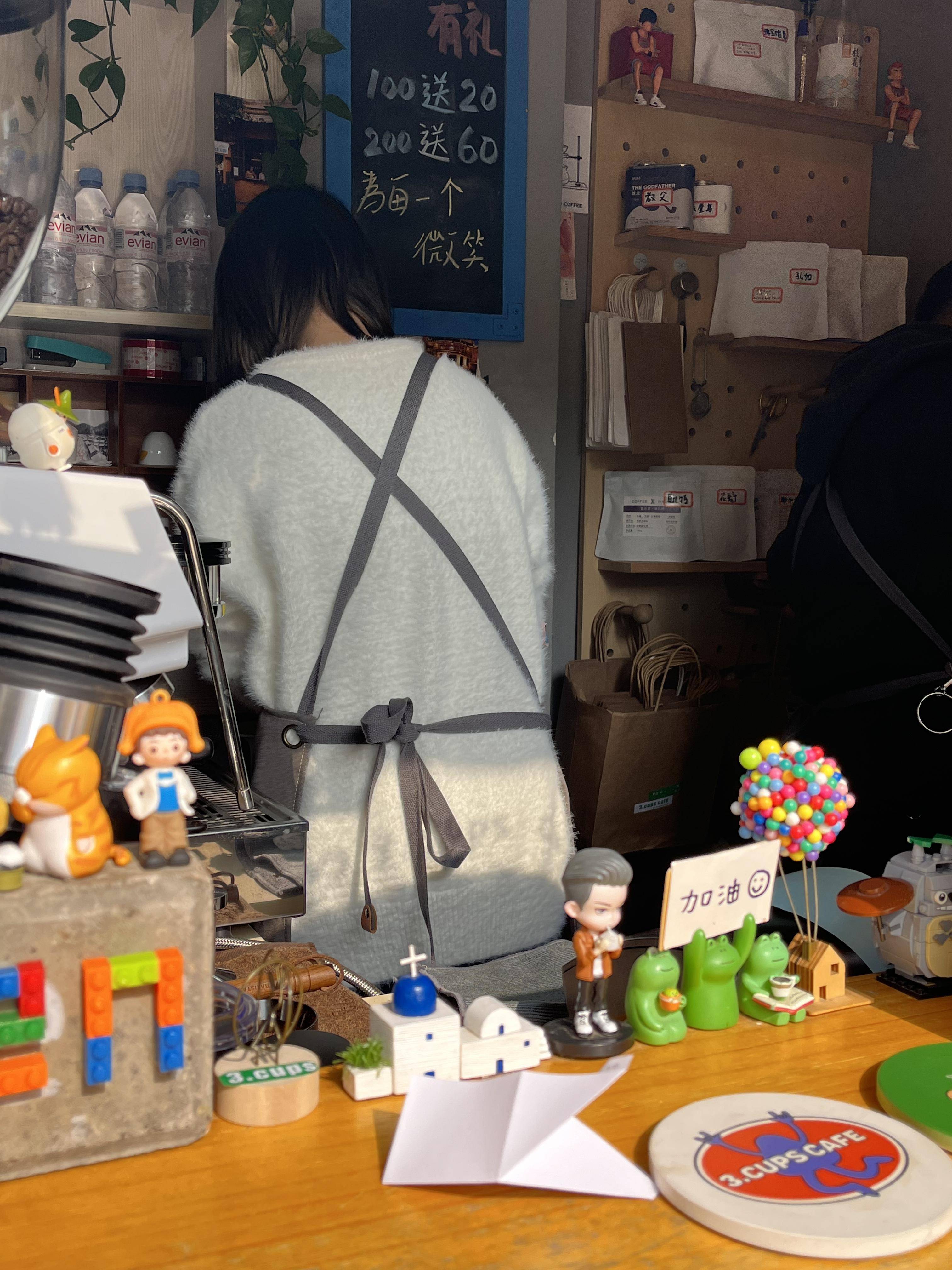 5平米的长沙街角咖啡店咖啡是引子生活是主料