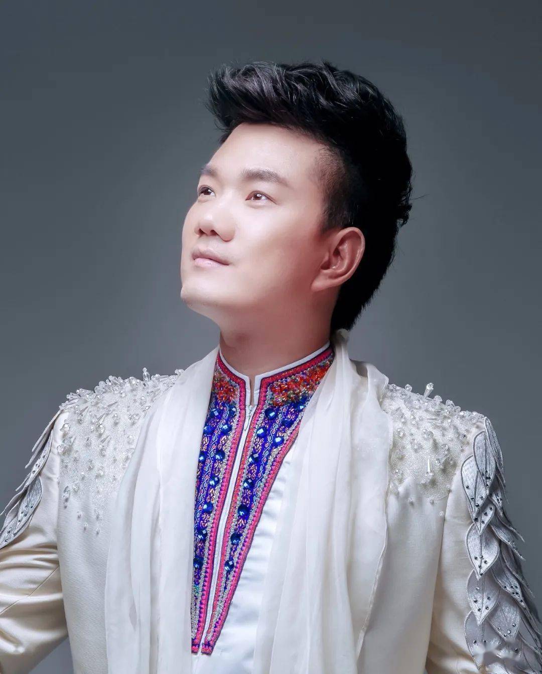 广西这首原创歌曲荣获最佳作品奖……_文化_廖鸿飞_党旗