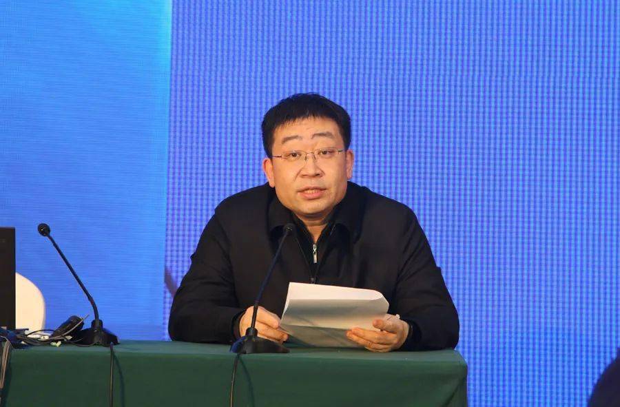 霍福鹏副司长介绍了国家发展改革委推动机床装备产业高质量发展的有关