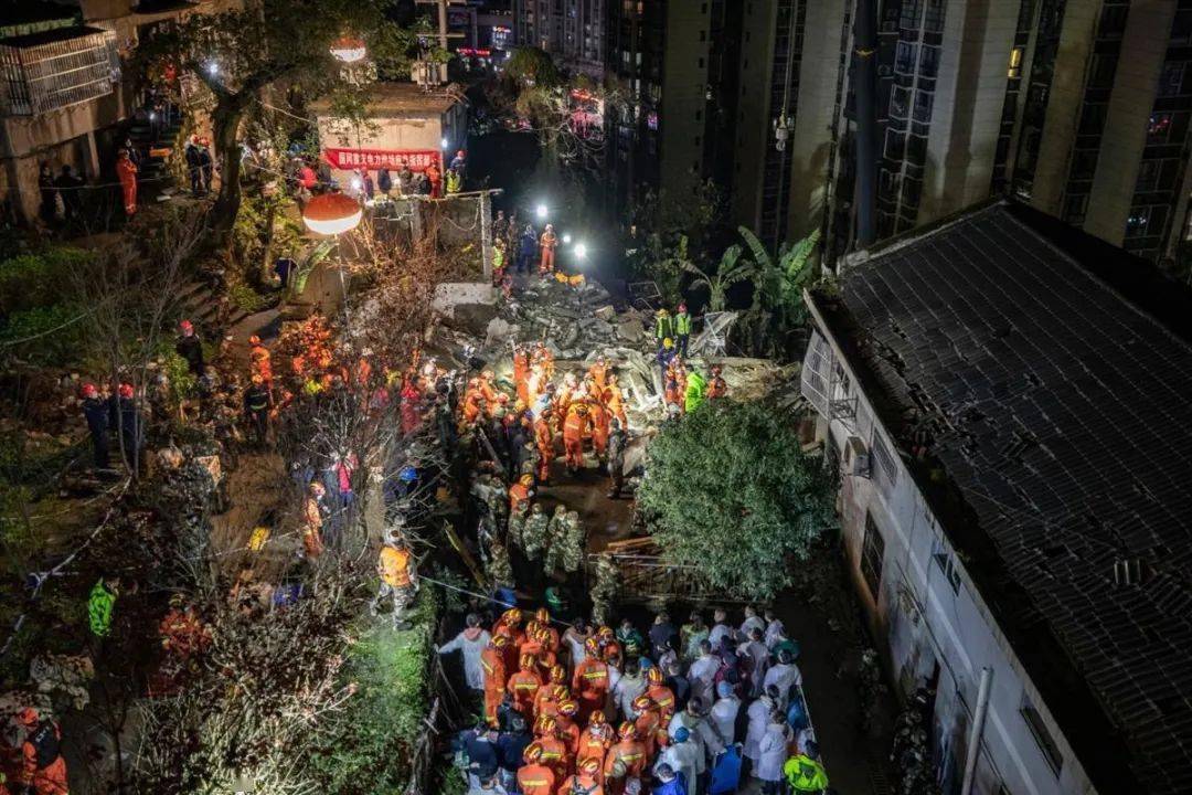 重庆武隆食堂垮塌事故已致16死!