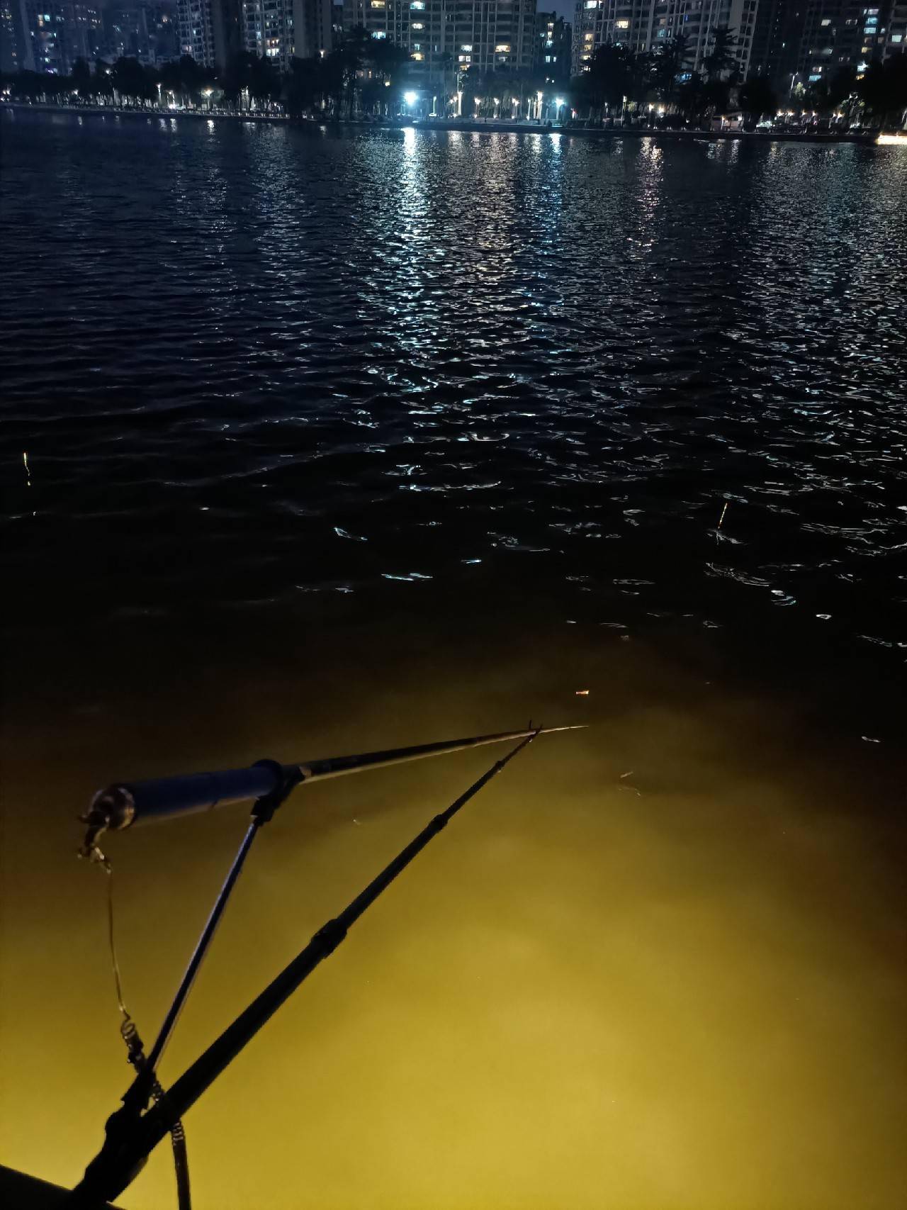 海邊撈蝦釣大魚,寒風刺骨上鯿魚_新竹_小魚_竿子