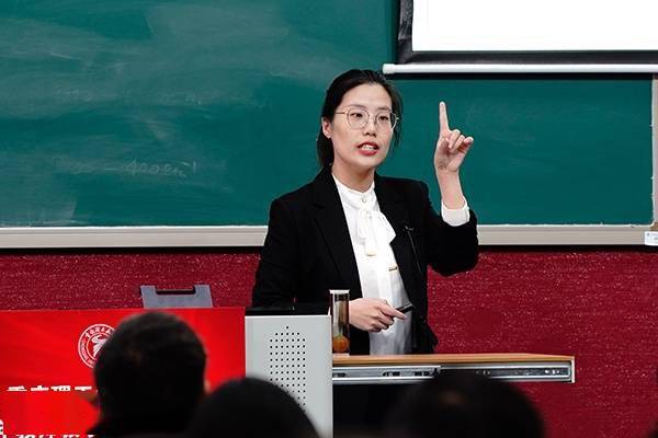 重庆理工大学第四届青年教师教学技能竞赛落幕