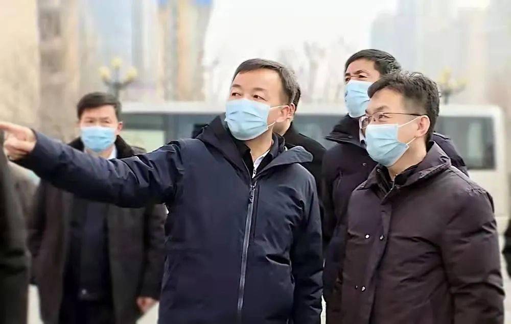 1月9日,市委常委,副市长,市疫情防控指挥部副指挥长王飞来我县检查