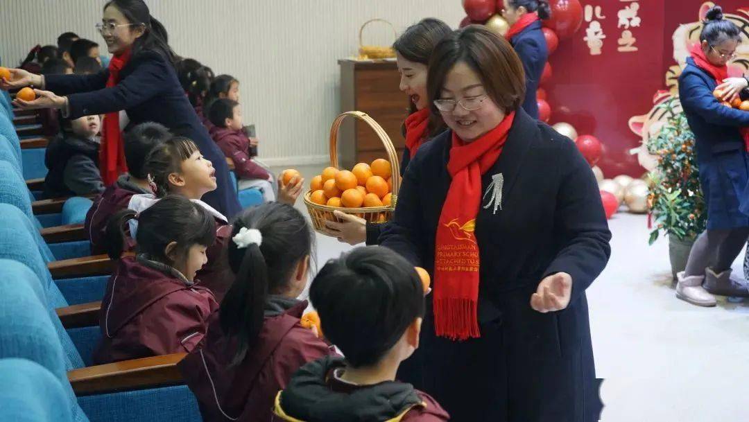 班级|播种绿色 收获幸福 | 一起来学校摘沃柑吧！