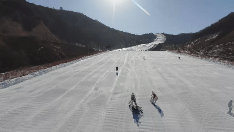 冰雪经济系列——白庙海寨沟 冰雪财富路_滑雪场_石锅_平凉