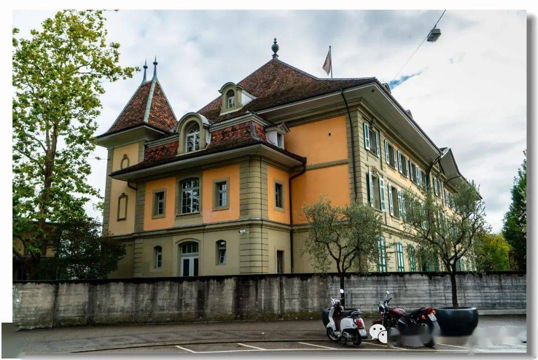 伯尔尼和开放的瑞士联邦议会大厦瑞士风光之二