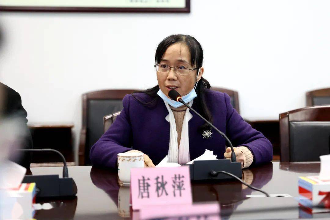 弘扬榜样力量连南召开2021年各级道德模范身边好人慰问座谈会